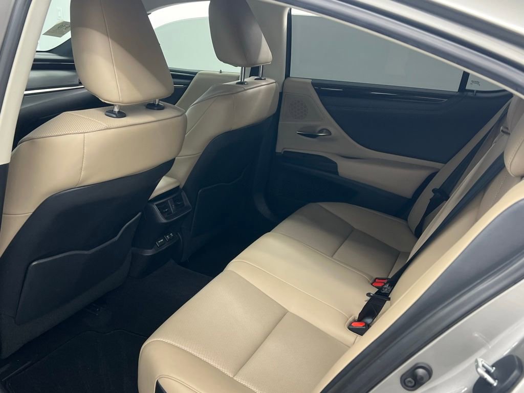 Used 2020 Lexus ES 350 w/ Premium Package FWD image 13