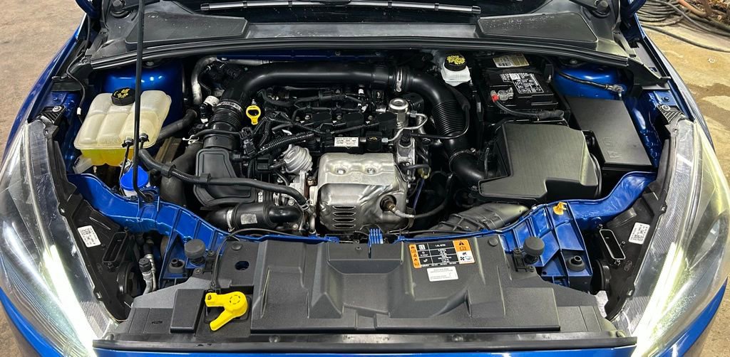 Used 2018 Ford Focus SE w/ SE Appearance Package image 75