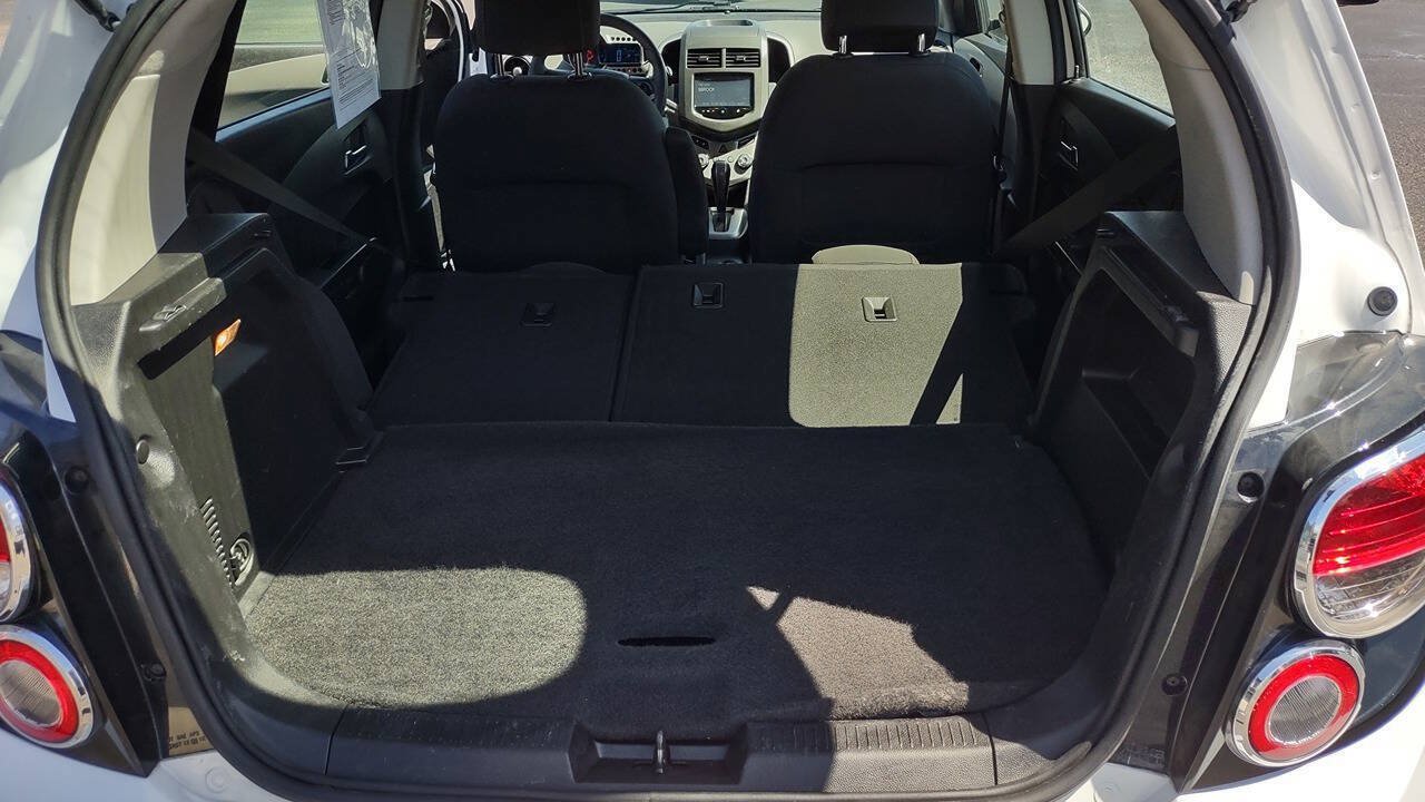 Used 2016 Chevrolet Sonic LT FWD image 23