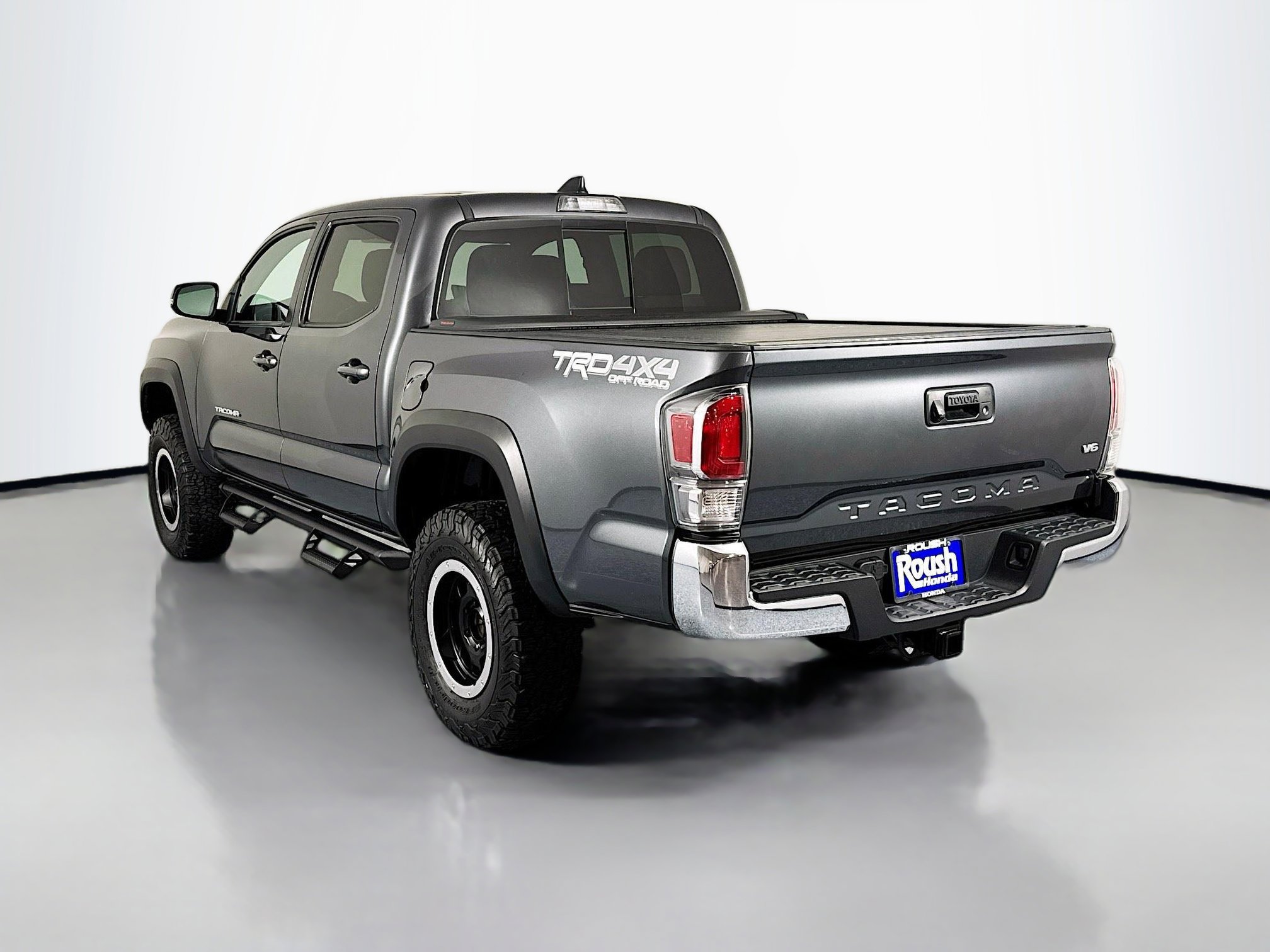 Used 2022 Toyota Tacoma TRD Off-Road image 7