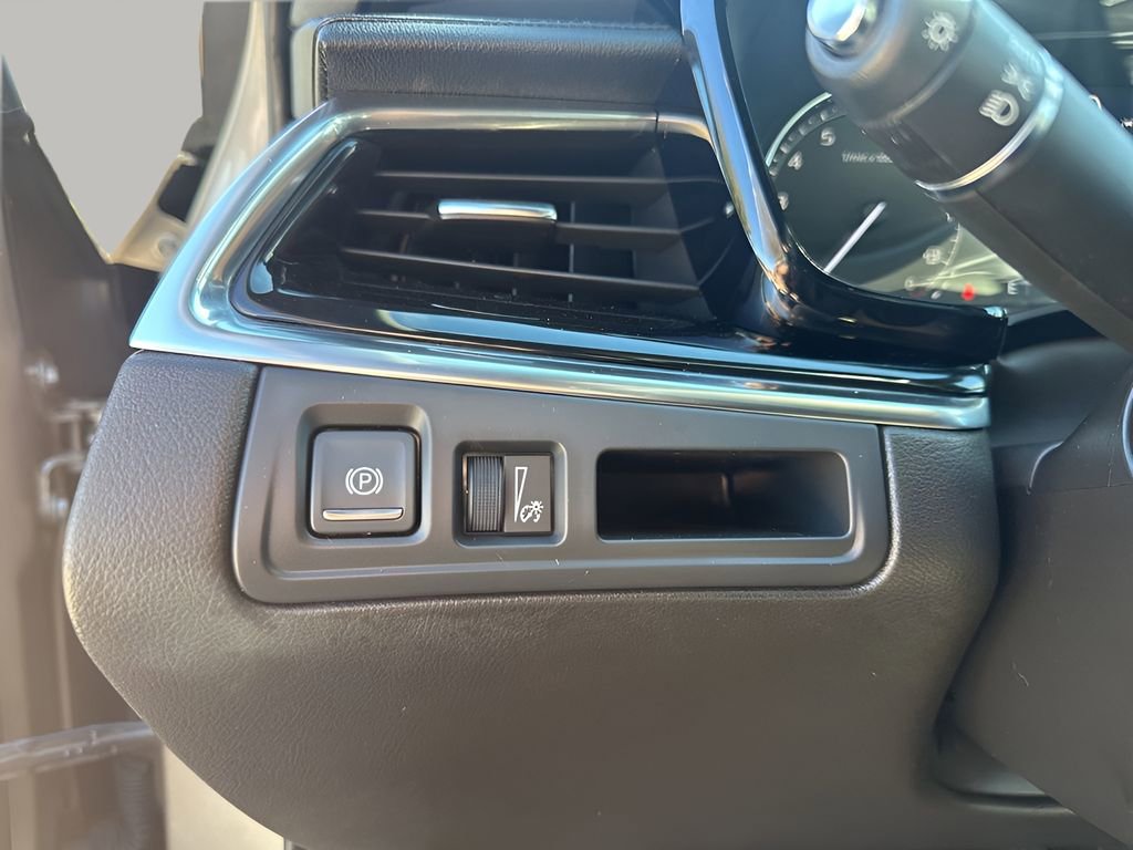 Used 2022 Cadillac XT6 Premium Luxury image 29