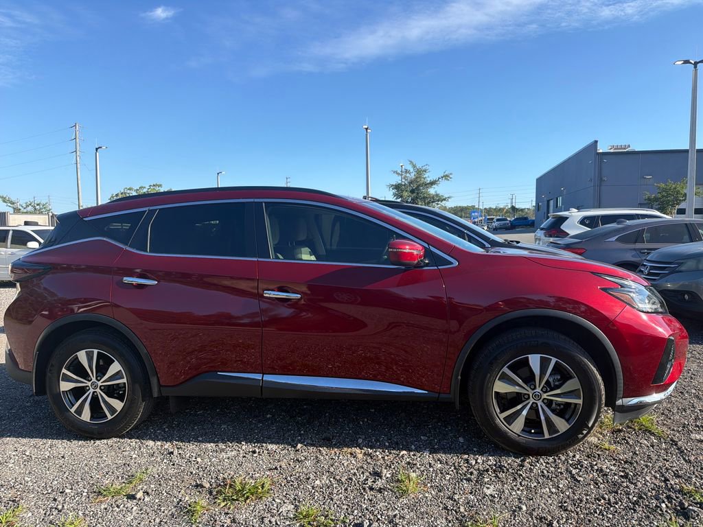 Used 2022 Nissan Murano SV FWD image 4