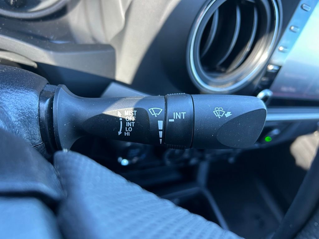 Used 2023 Toyota Tacoma TRD Sport w/ Advanced Technology Package image 21