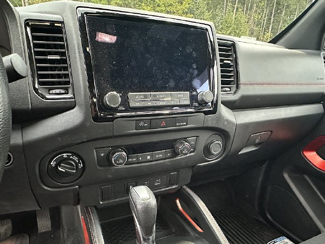 Used 2024 Nissan Frontier PRO-4X w/ Technology Package AWD/4WD image 10
