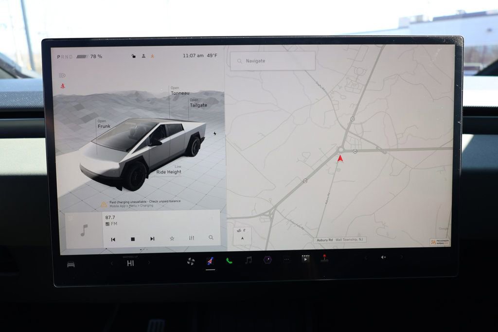Used 2024 Tesla Cybertruck AWD Crew Cab image 24