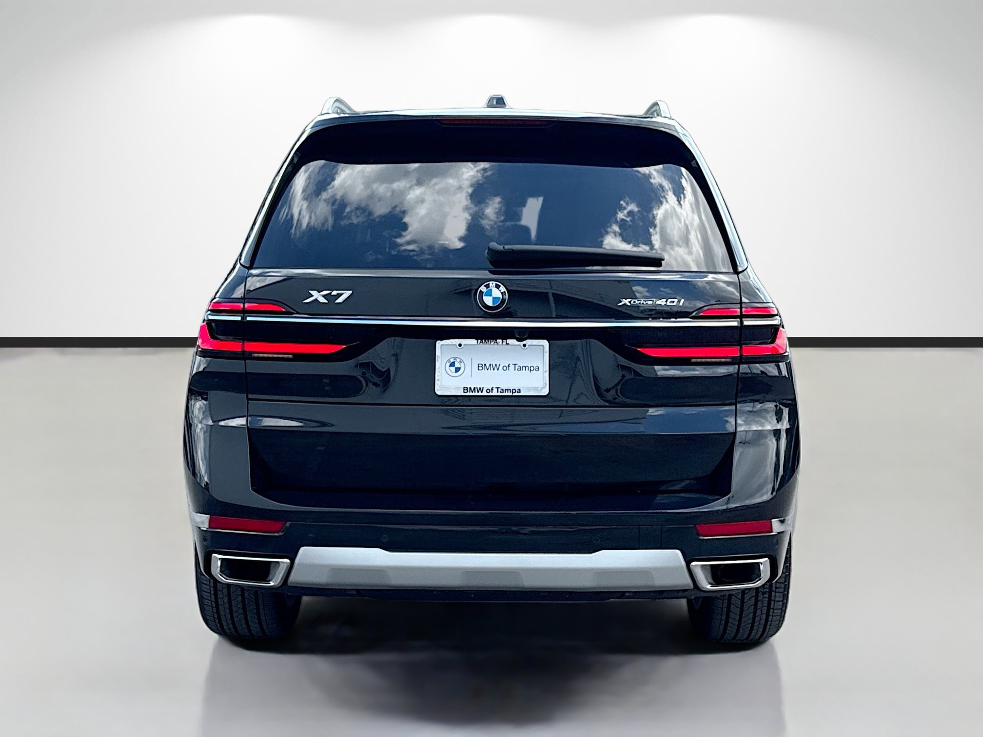Used 2026 BMW X7 xDrive40i AWD/4WD image 4