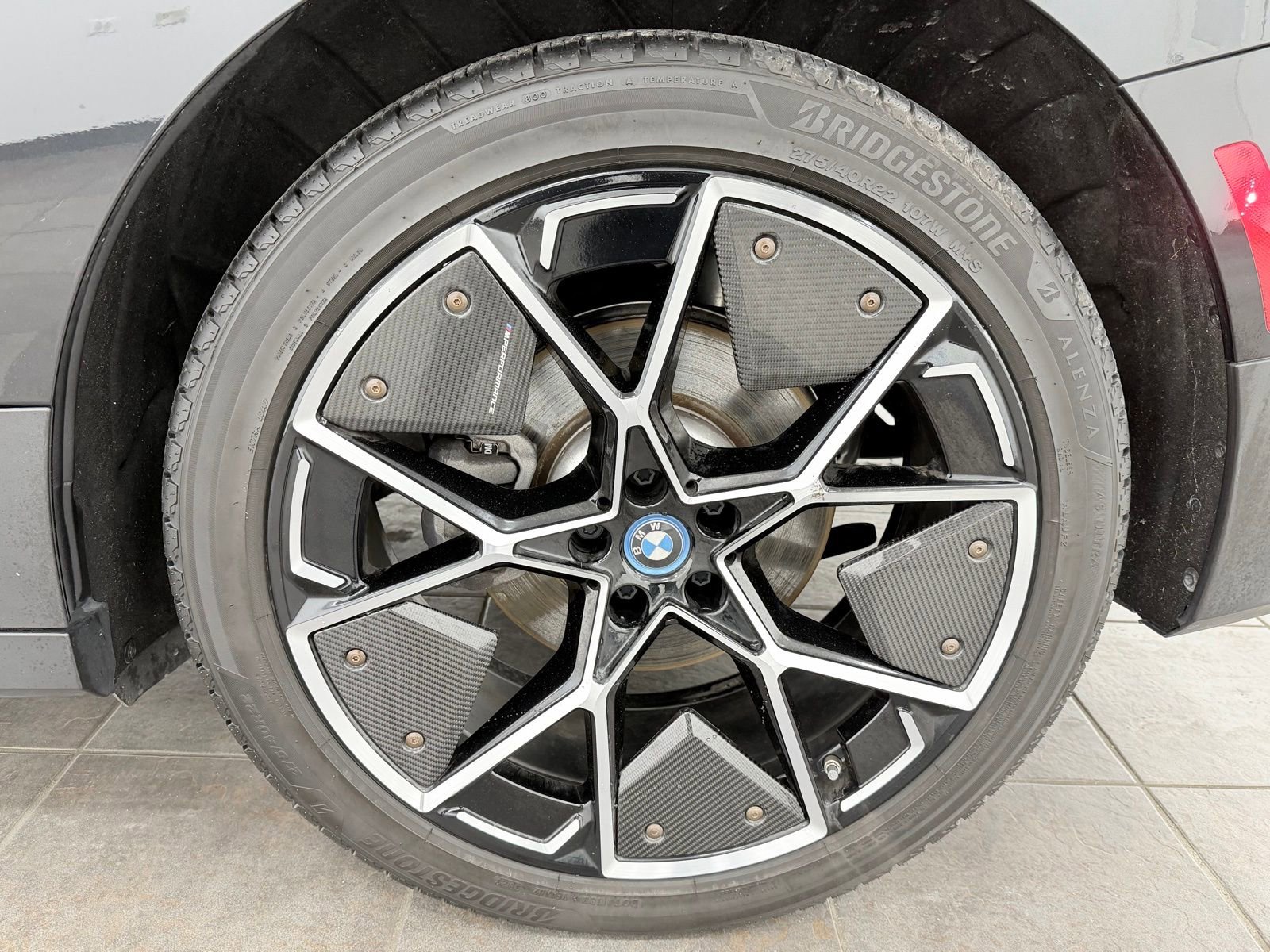 Used 2023 BMW iX xDrive50 w/ Premium Package AWD/4WD image 36