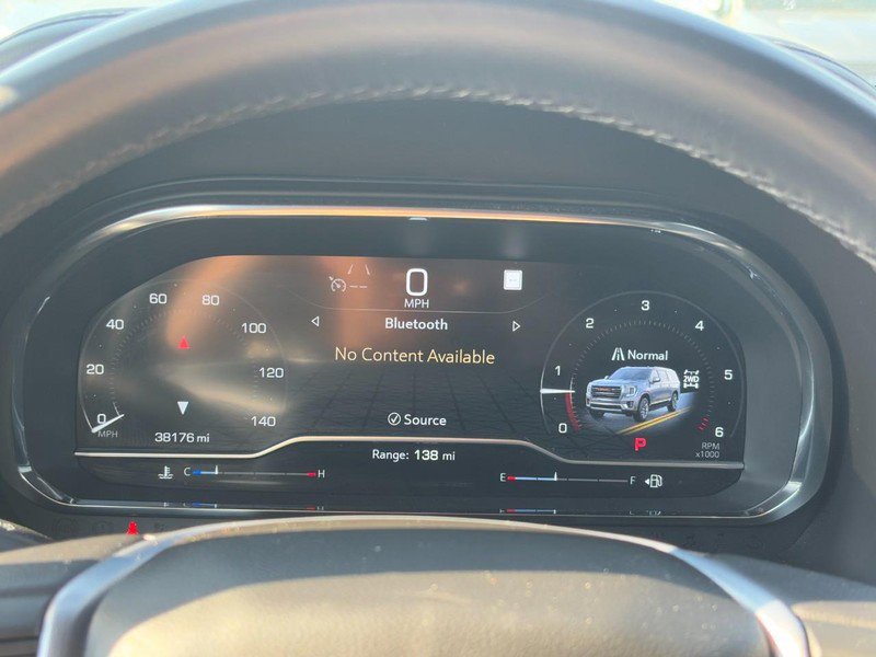 Used 2022 GMC Yukon XL SLT image 20