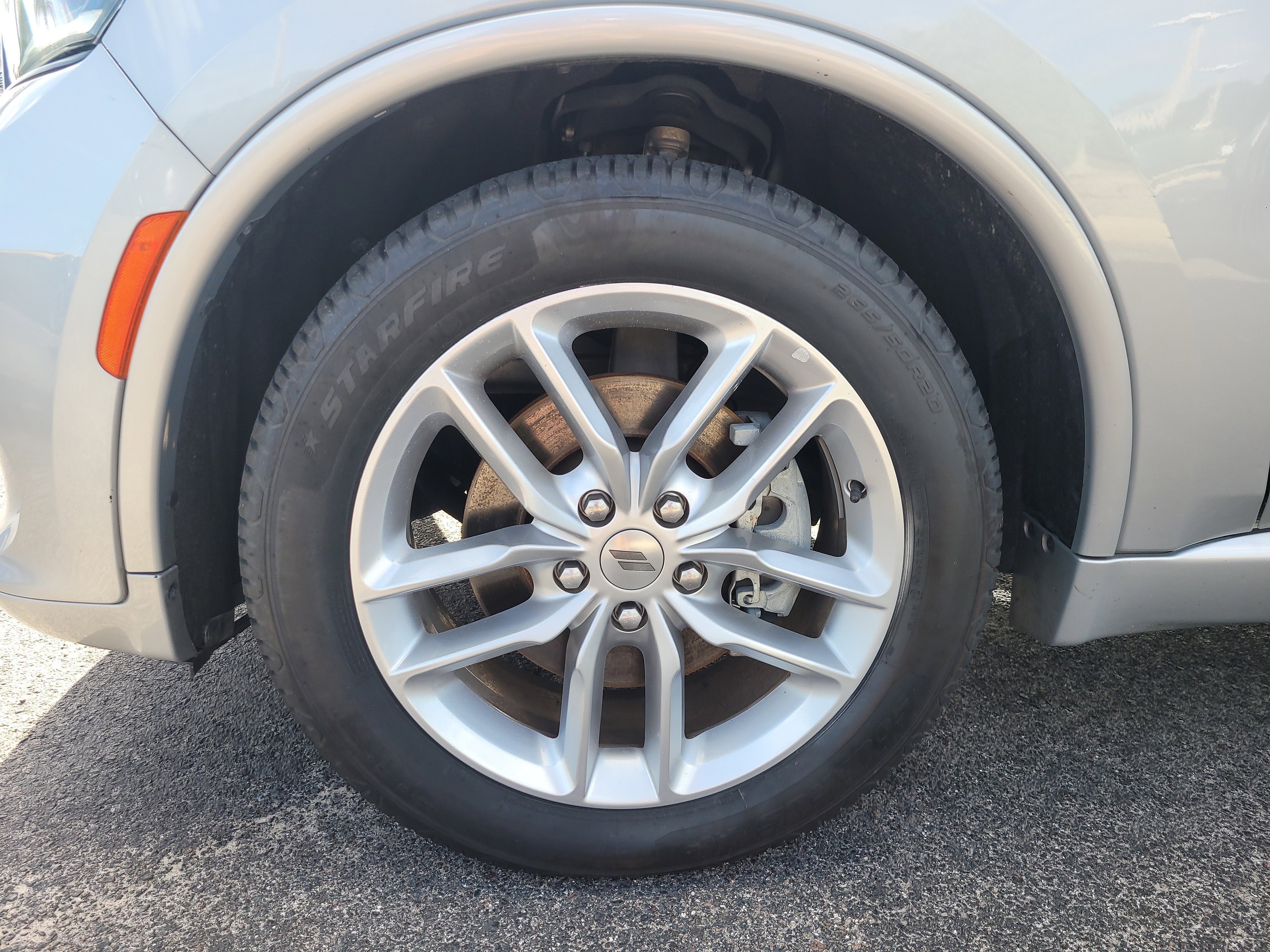 Used 2024 Dodge Durango GT RWD image 9