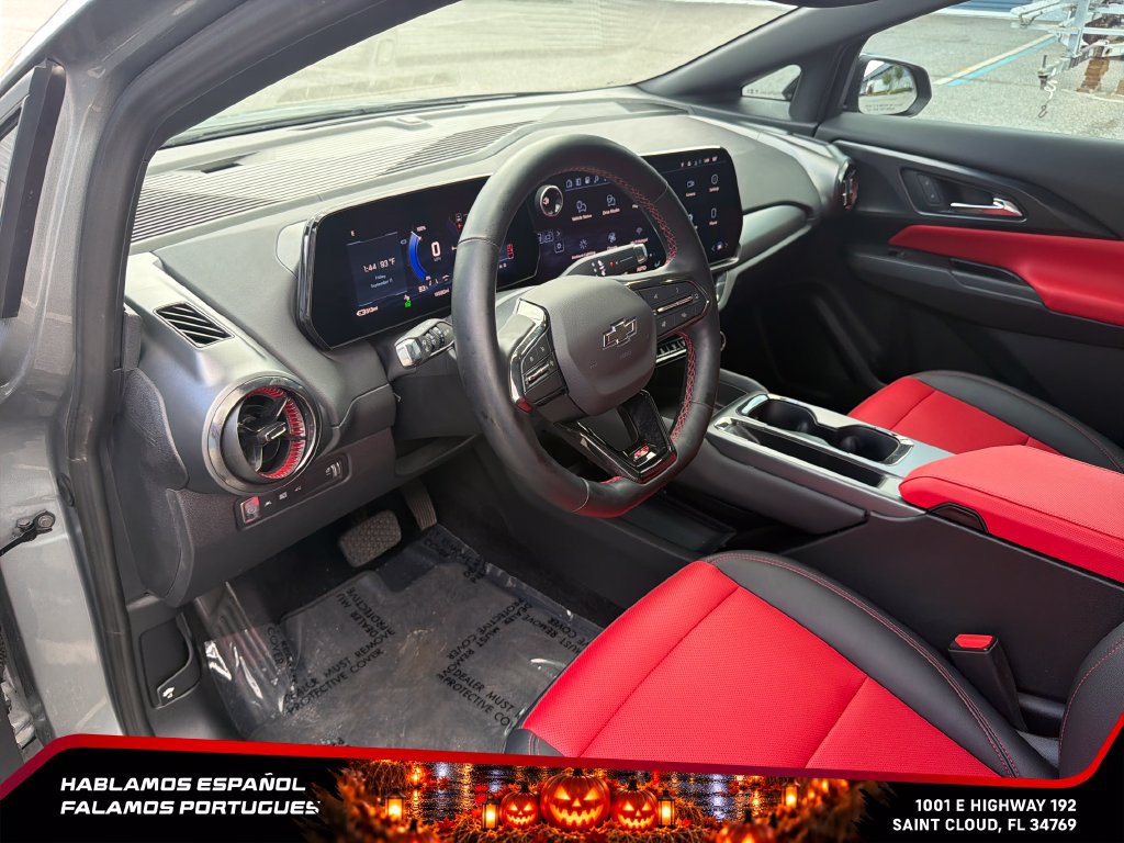Certified 2024 Chevrolet Equinox EV RS FWD image 17