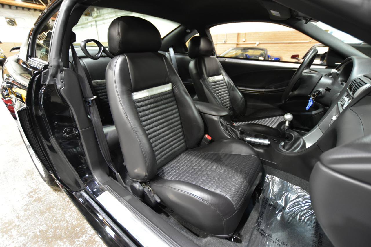 Used 2004 Ford Mustang Mach 1 RWD image 34