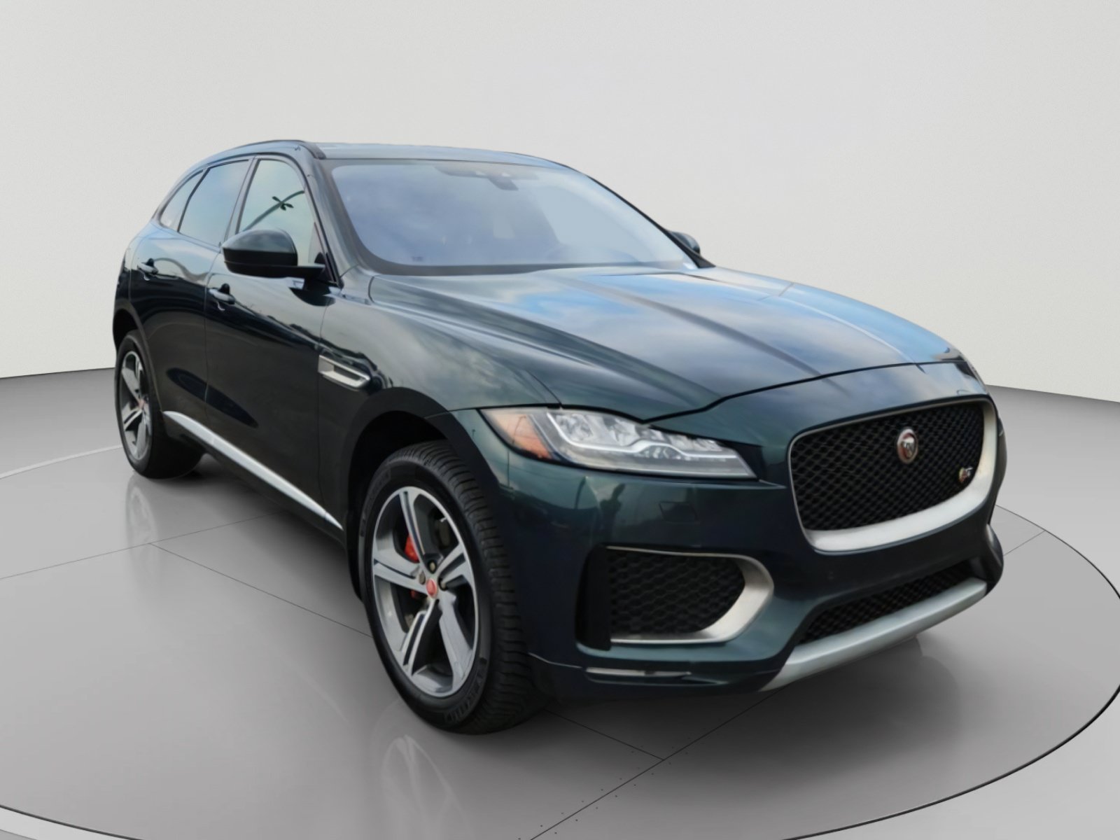 Used 2018 Jaguar F-PACE S AWD/4WD image 5