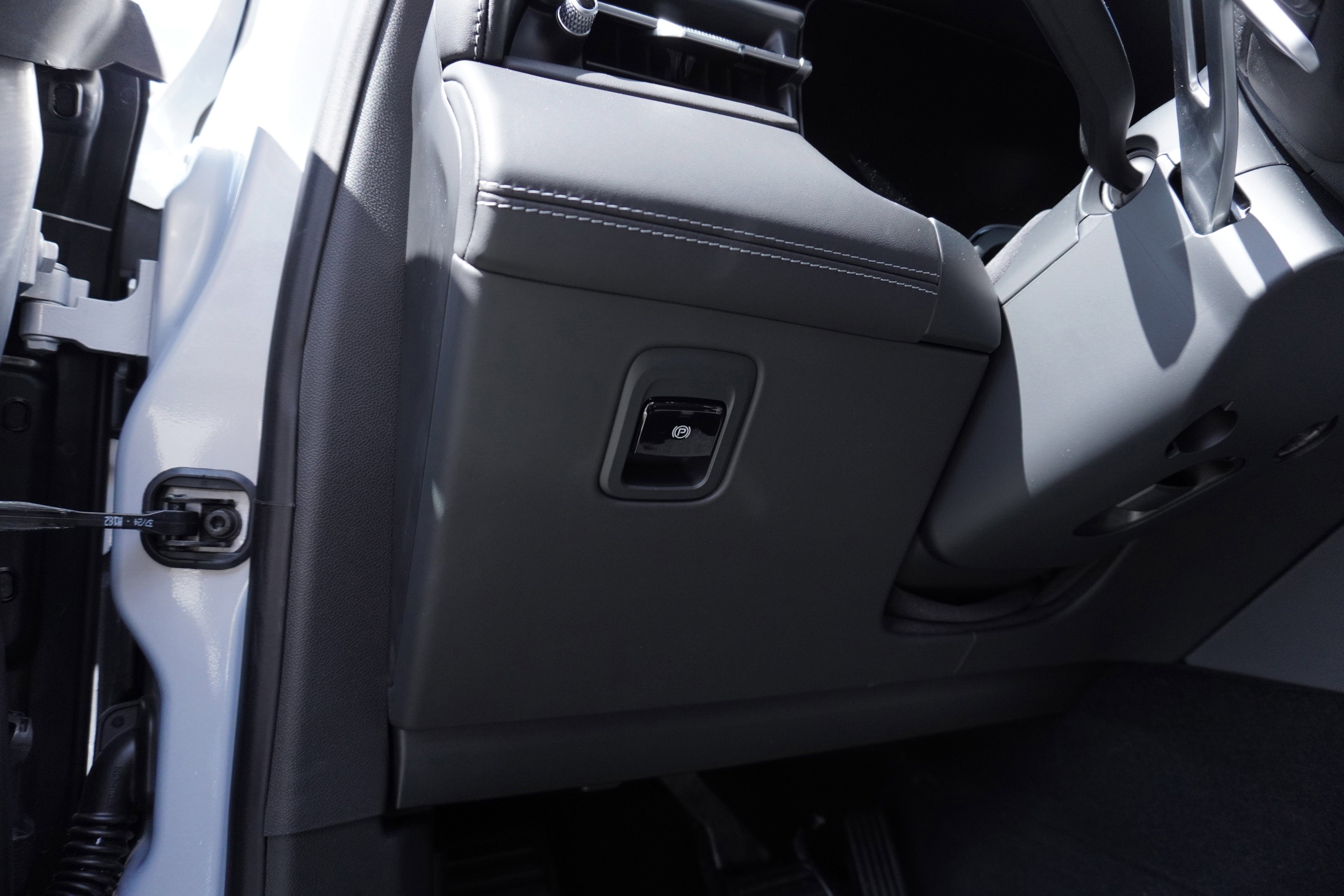 New 2025 Maserati Grecale Modena image 17