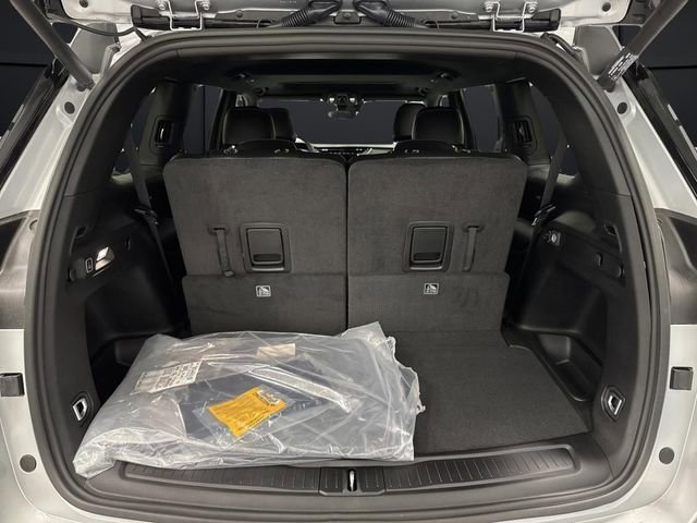 New 2025 Jeep Grand Cherokee L Altitude image 14