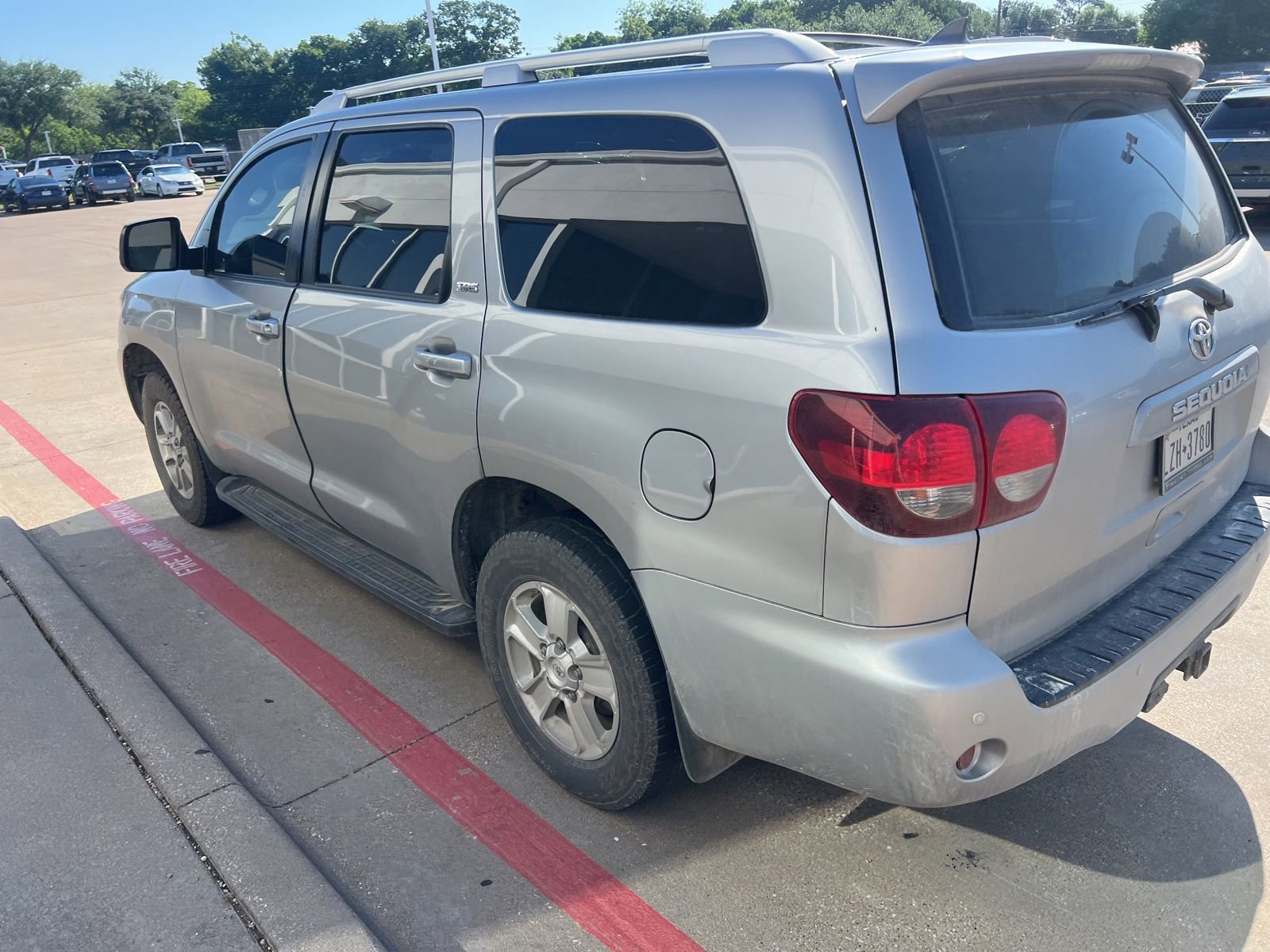 Used 2019 Toyota Sequoia SR5 RWD image 12