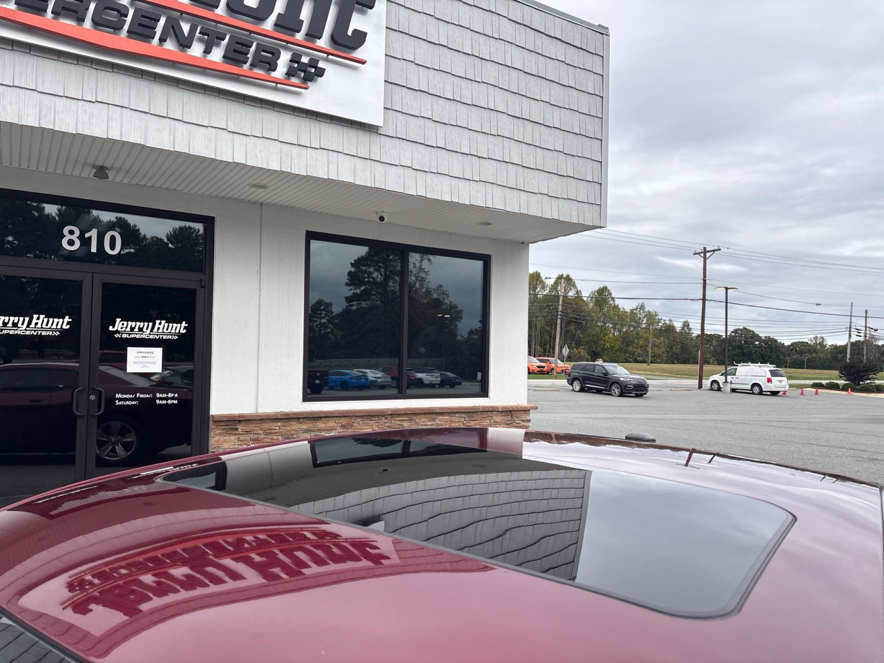 Used 2020 Dodge Challenger SXT RWD image 12