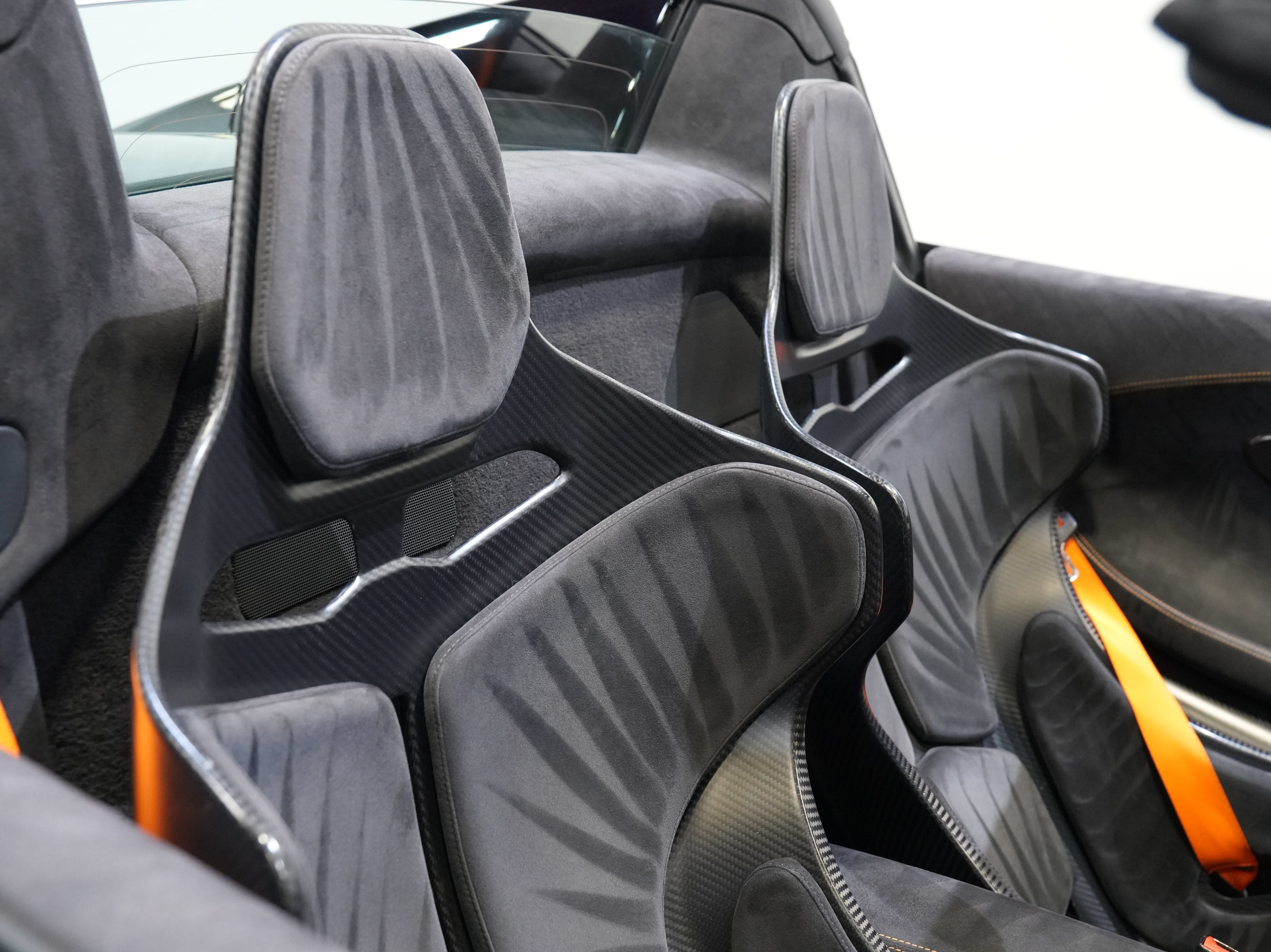 Used 2020 McLaren 600LT Spider RWD image 39