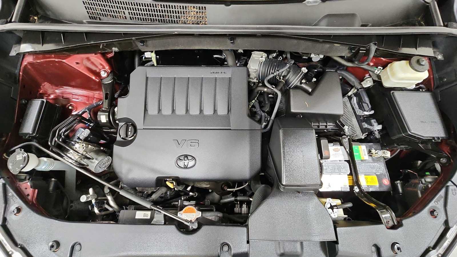 Used 2016 Toyota Highlander XLE AWD/4WD image 32