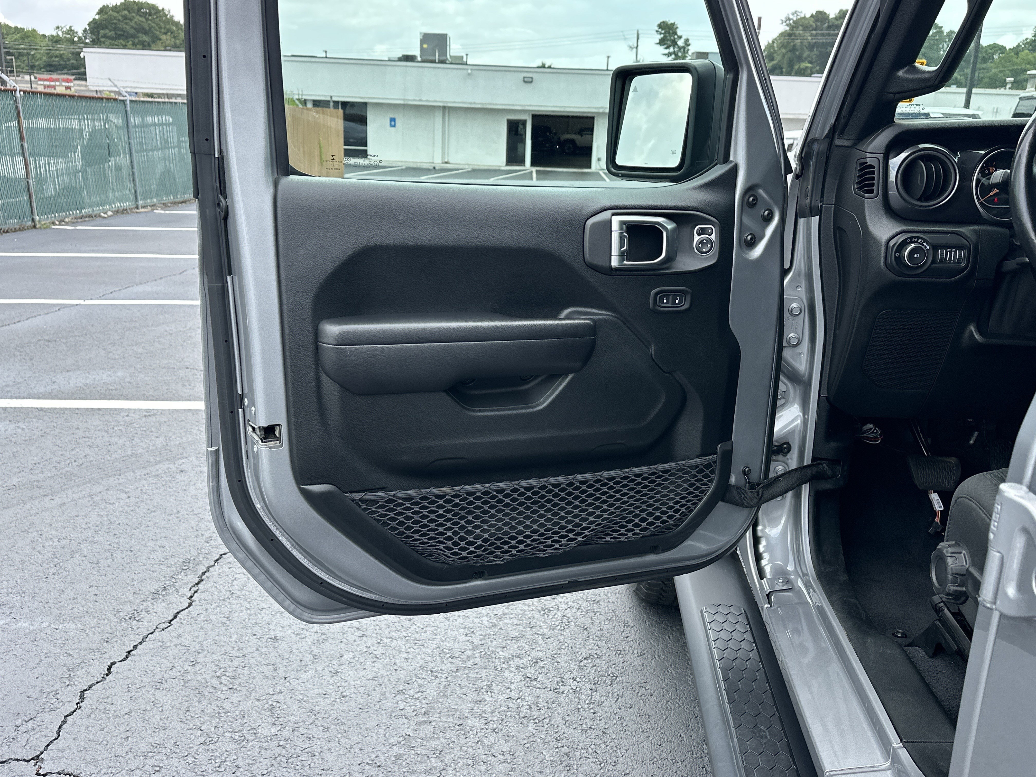 Used 2021 Jeep Wrangler Unlimited Sport AWD/4WD image 10