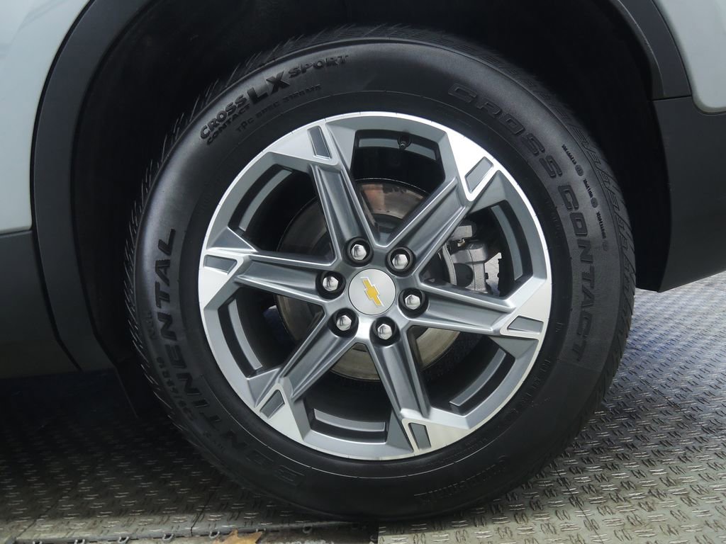 Used 2024 Chevrolet Blazer LT w/ Sound & Technology Package image 7