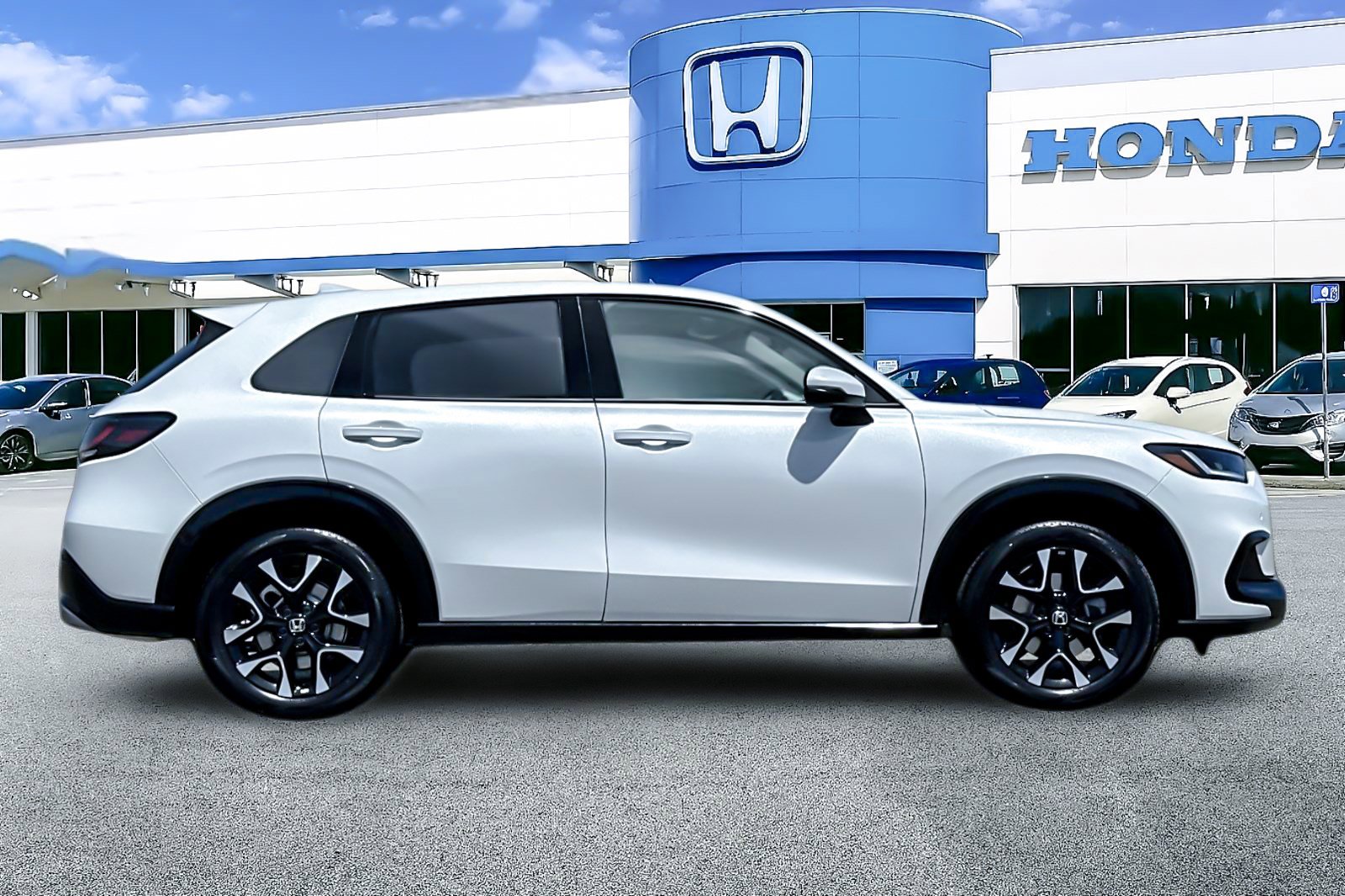 New 2027 Honda HR-V EX-L image 7