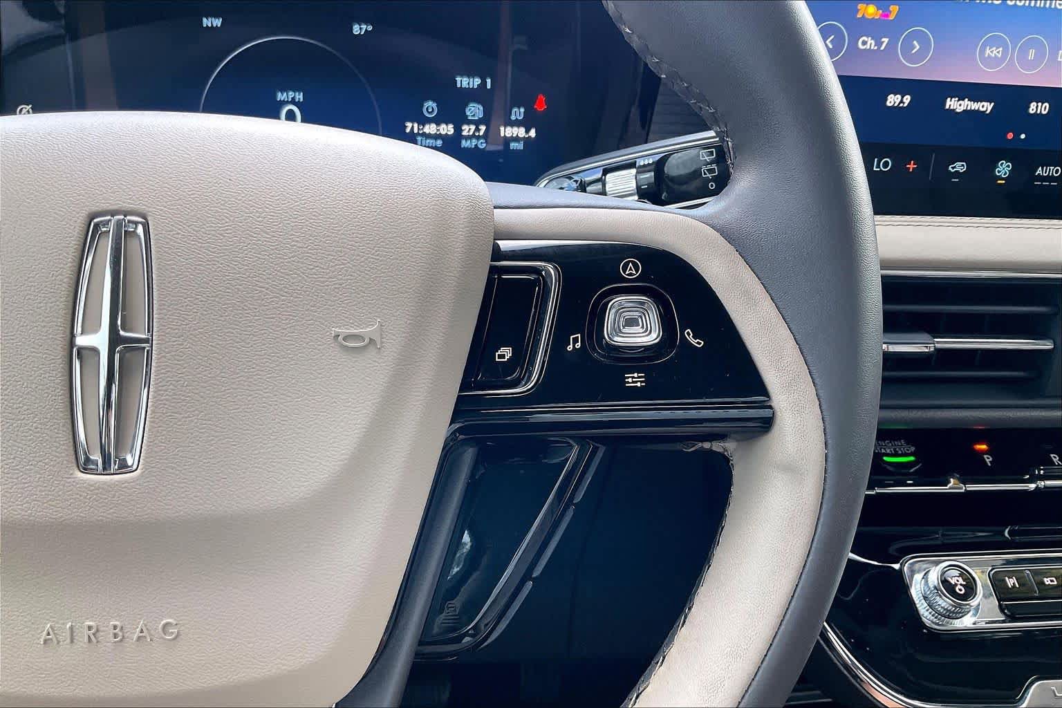Used 2023 Lincoln Corsair FWD image 19