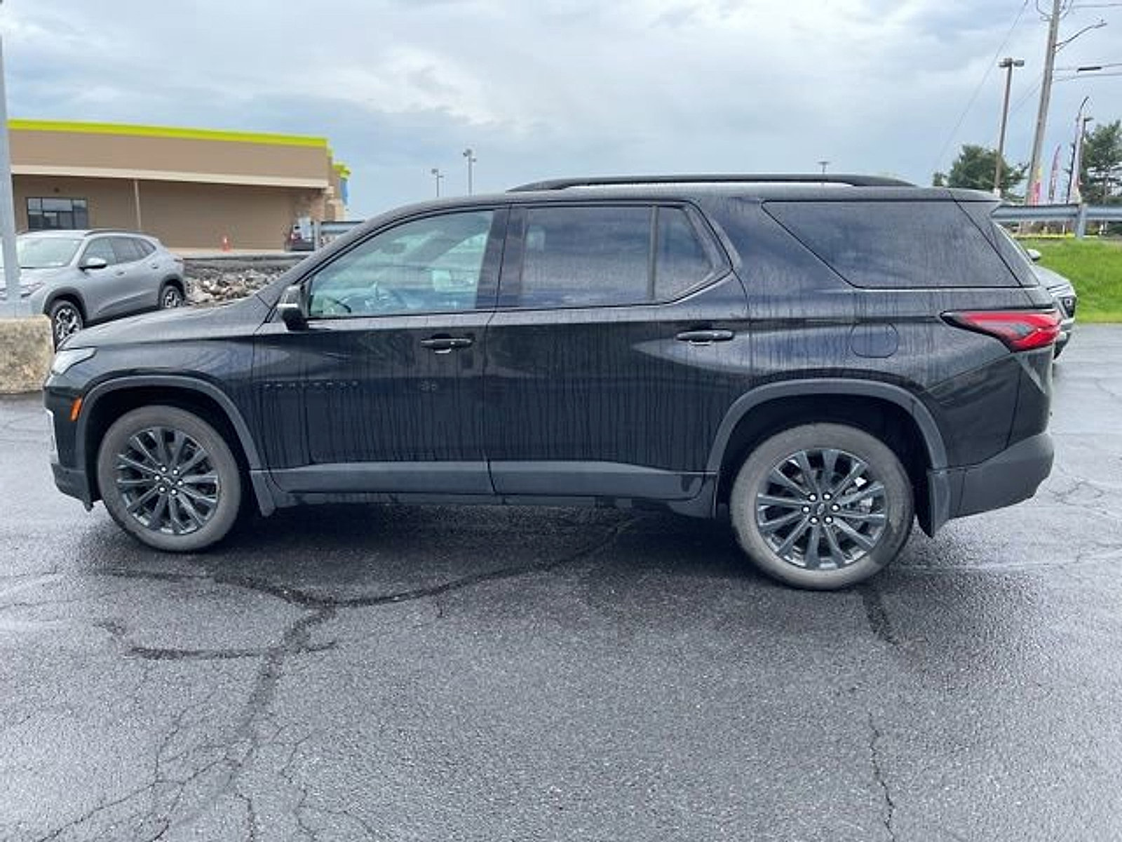 Certified 2023 Chevrolet Traverse RS AWD/4WD image 8