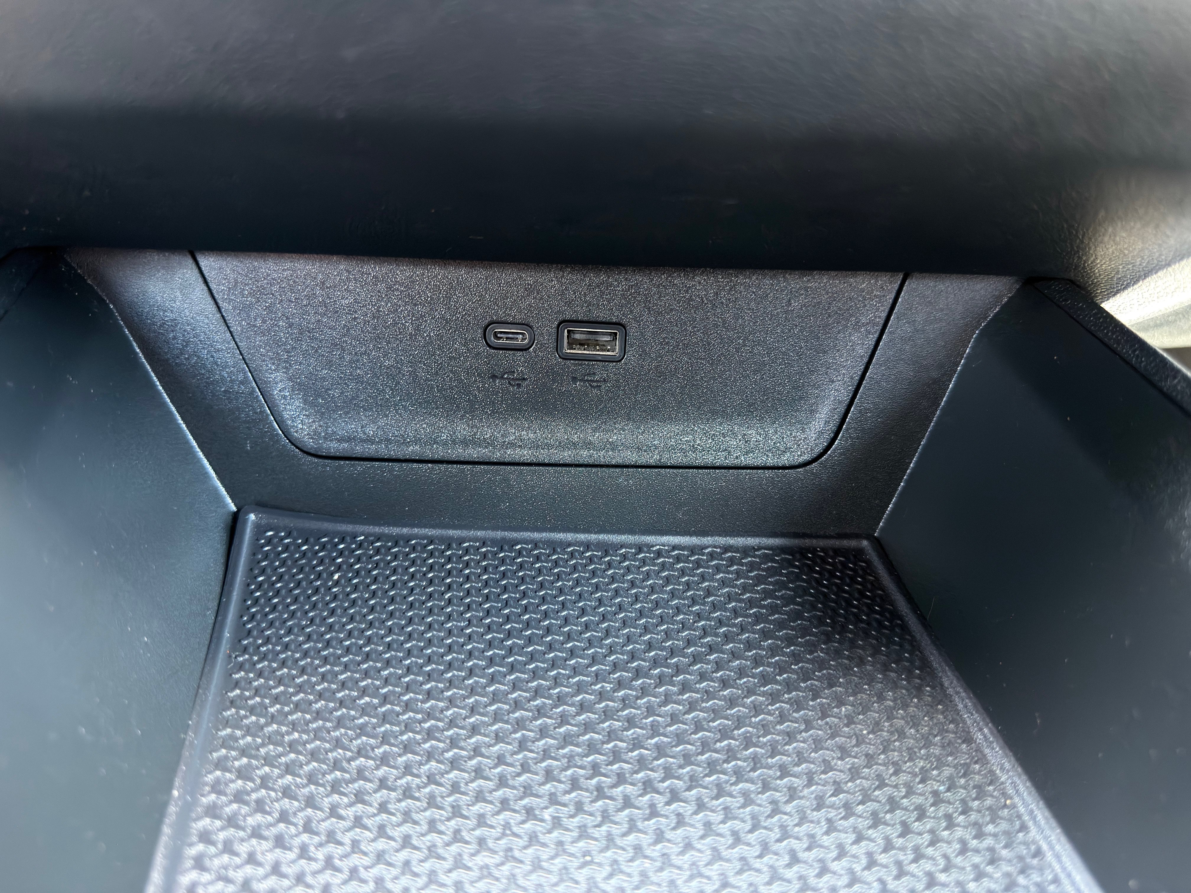 Used 2026 Chevrolet Equinox LT FWD image 38