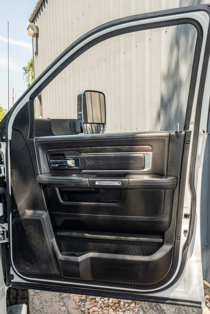 Used 2018 RAM 3500 Laramie Longhorn AWD/4WD image 44