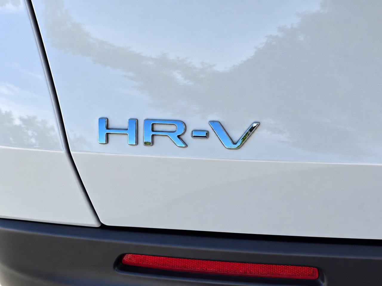 Used 2023 Honda HR-V Sport image 8