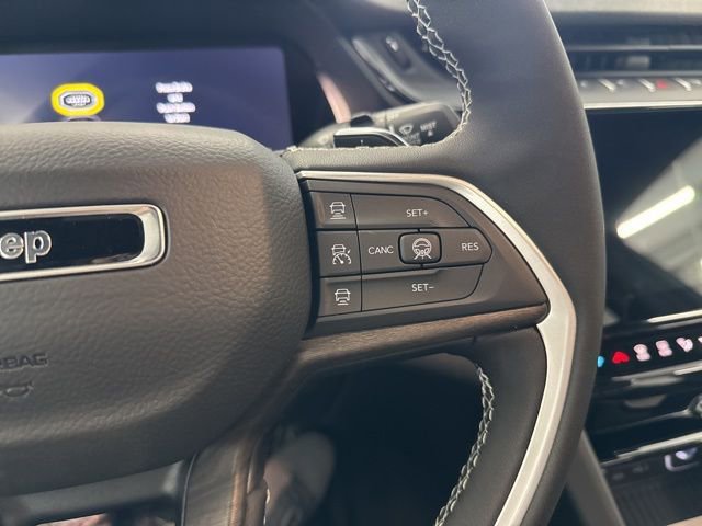 New 2026 Jeep Grand Cherokee L Altitude image 32