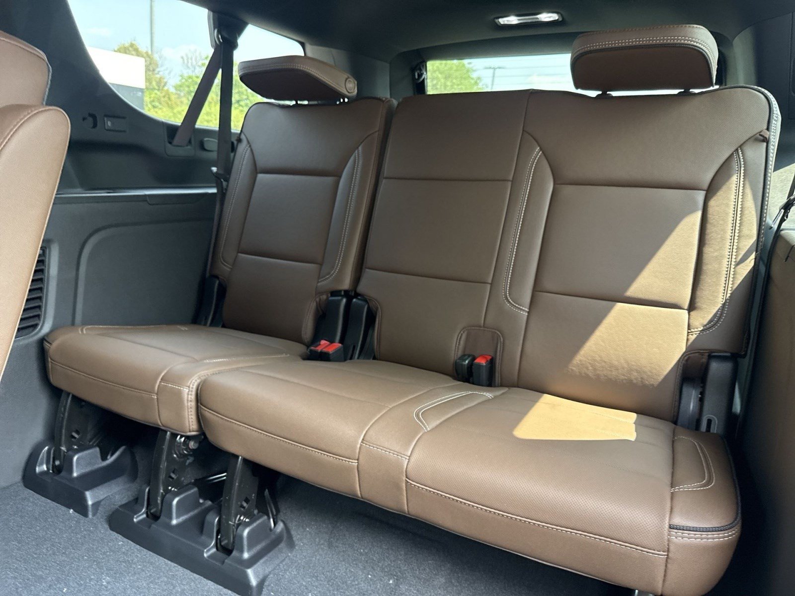 New 2026 Chevrolet Suburban High Country AWD/4WD image 20