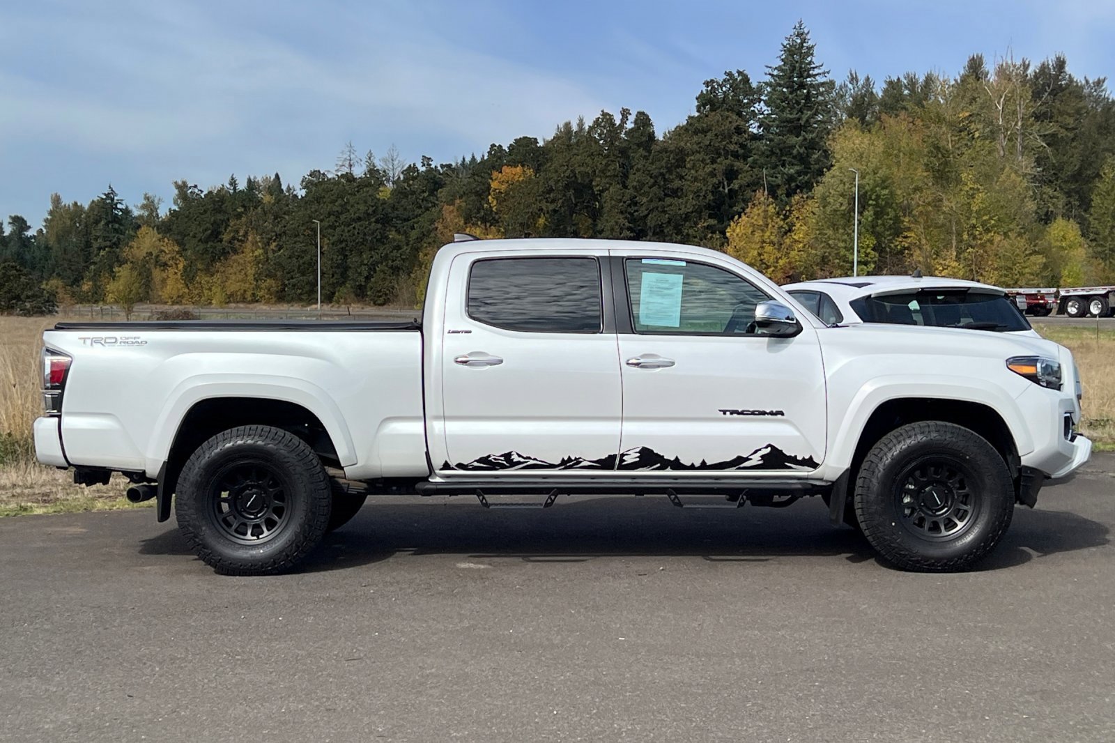 Used 2023 Toyota Tacoma Limited w/ Black Out Package (TMS) image 3