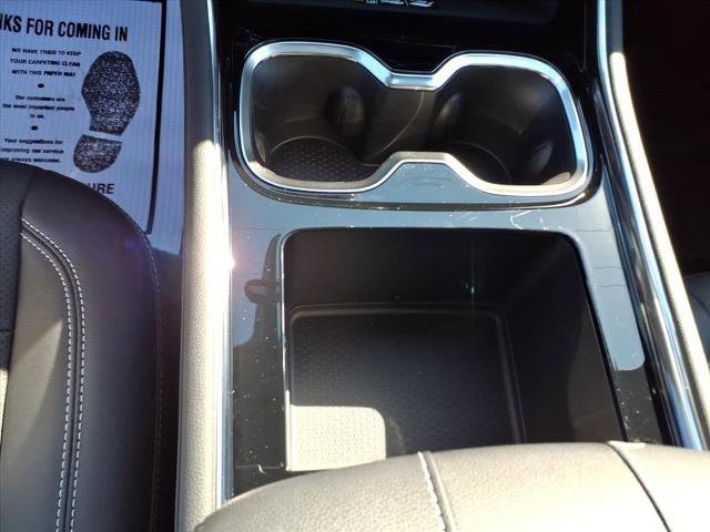 New 2026 Chevrolet Traverse LT w/ LPO, Floor Liner Package image 27