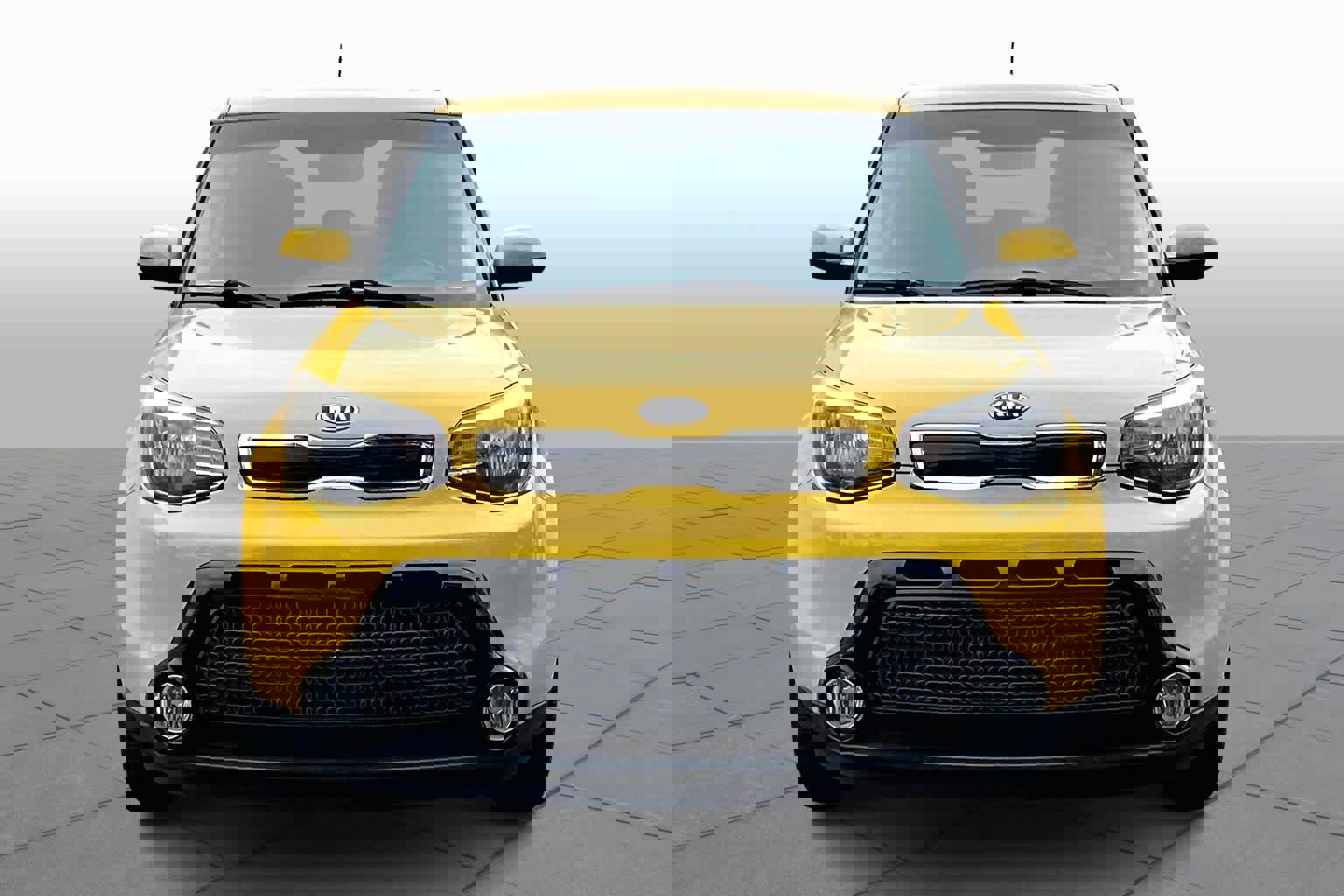 Used 2016 Kia Soul + image 4