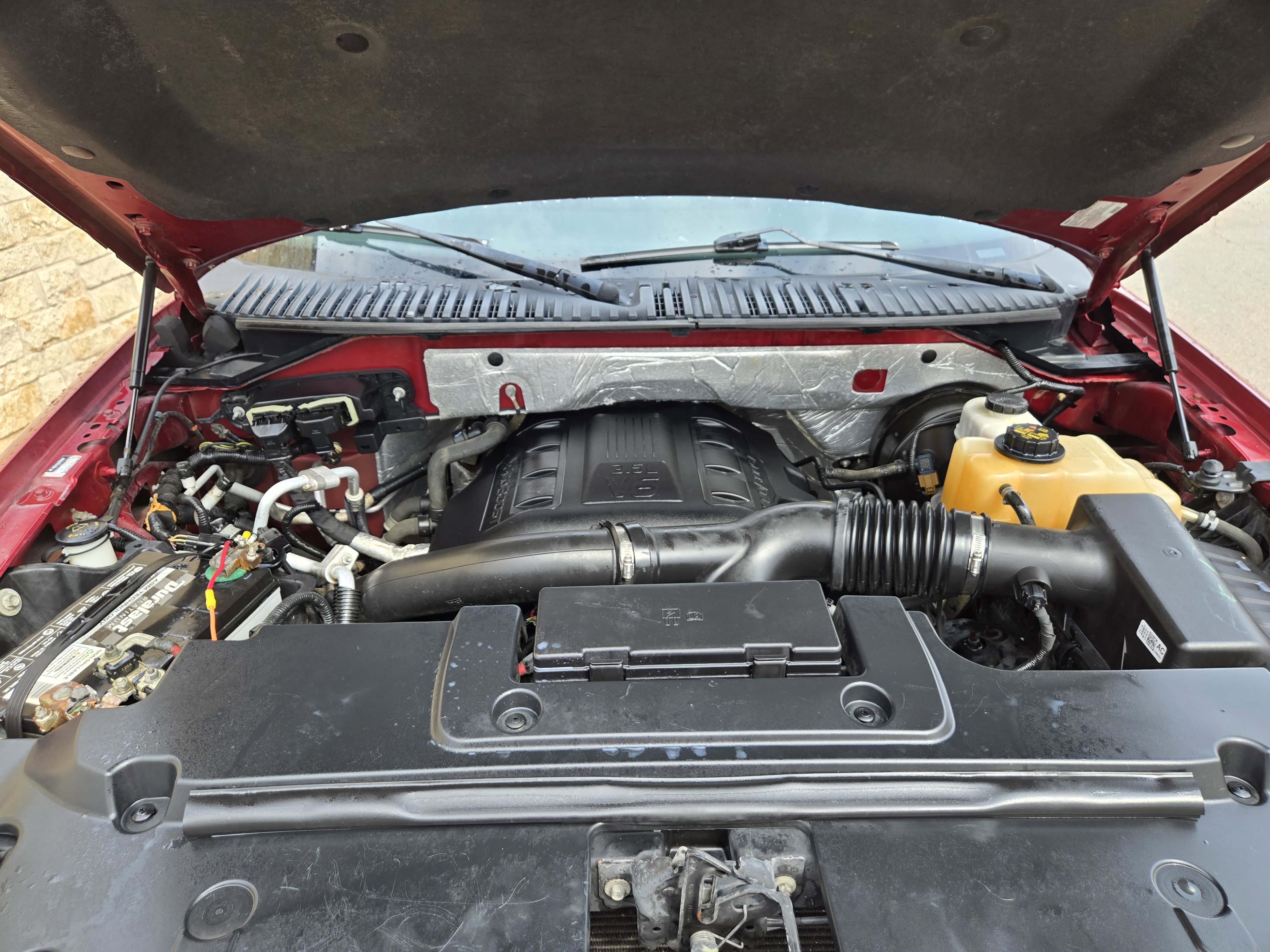 Used 2015 Ford Expedition Platinum image 17