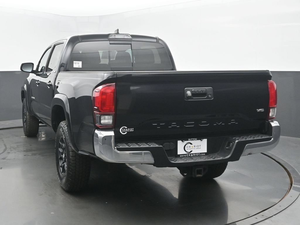 Used 2019 Toyota Tacoma SR5 RWD image 5