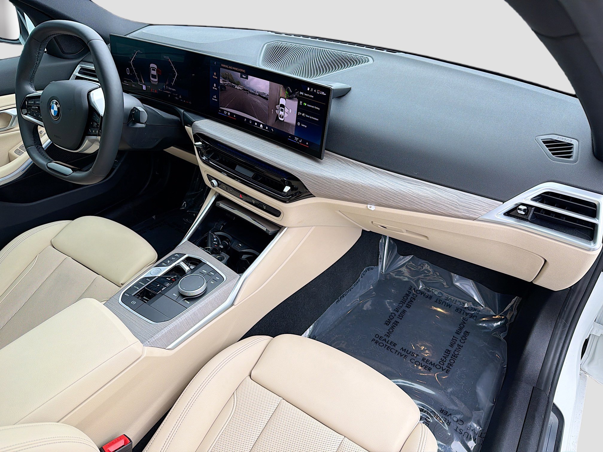 Used 2025 BMW 330i Sedan w/ Convenience Package image 14