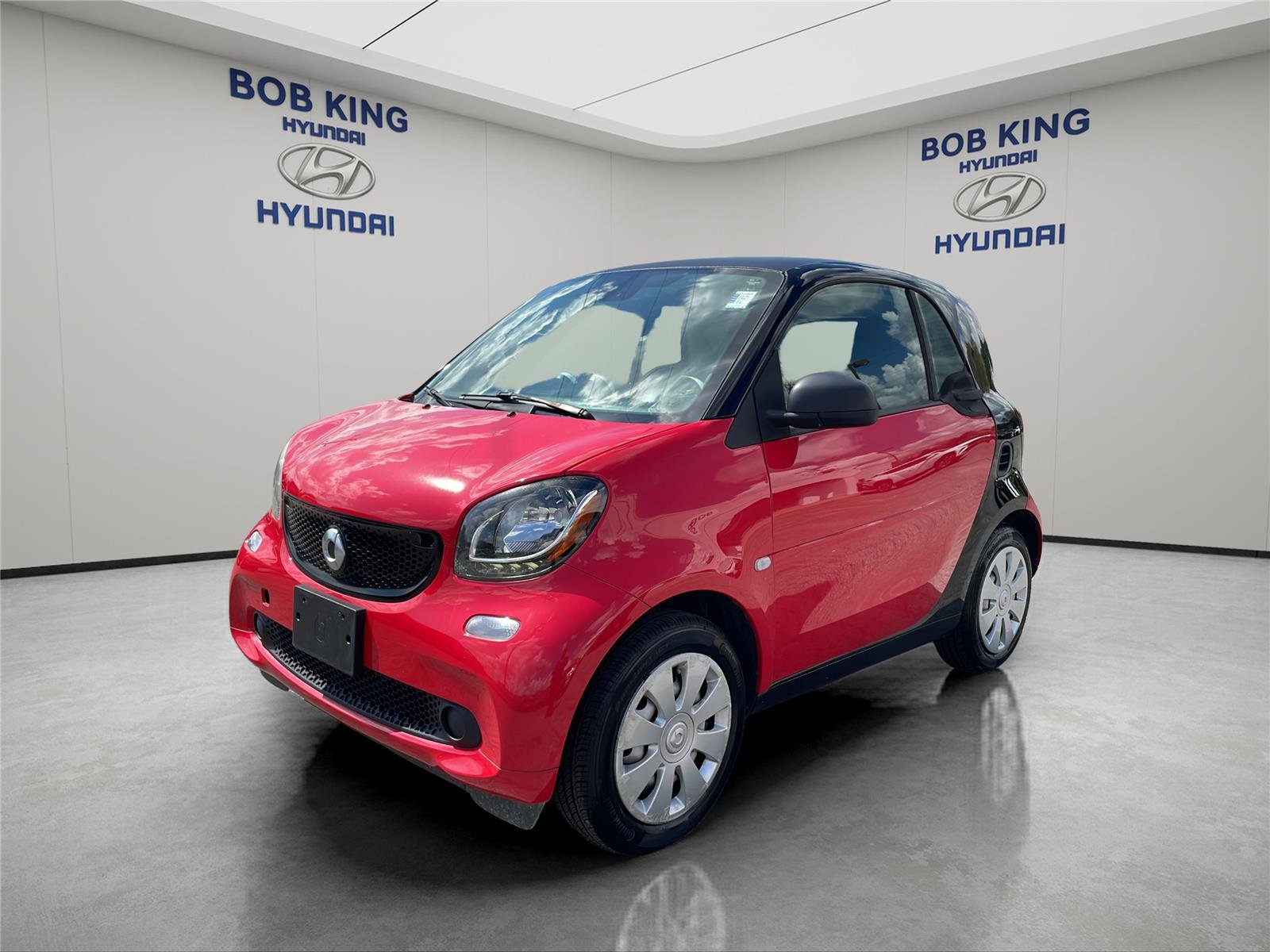 Used 2016 smart fortwo passion image 1