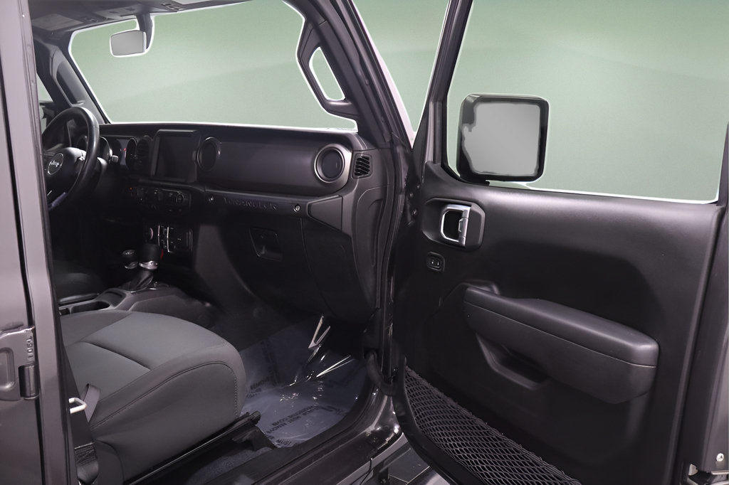 Used 2022 Jeep Wrangler Unlimited Sport AWD/4WD image 16