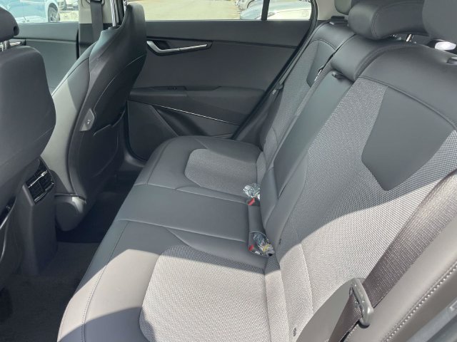 New 2026 Kia Niro EX w/ EX Premium Package FWD image 11