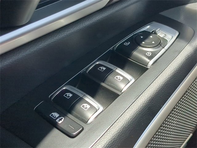 Used 2023 Kia Telluride S w/ S Sunroof Package image 9