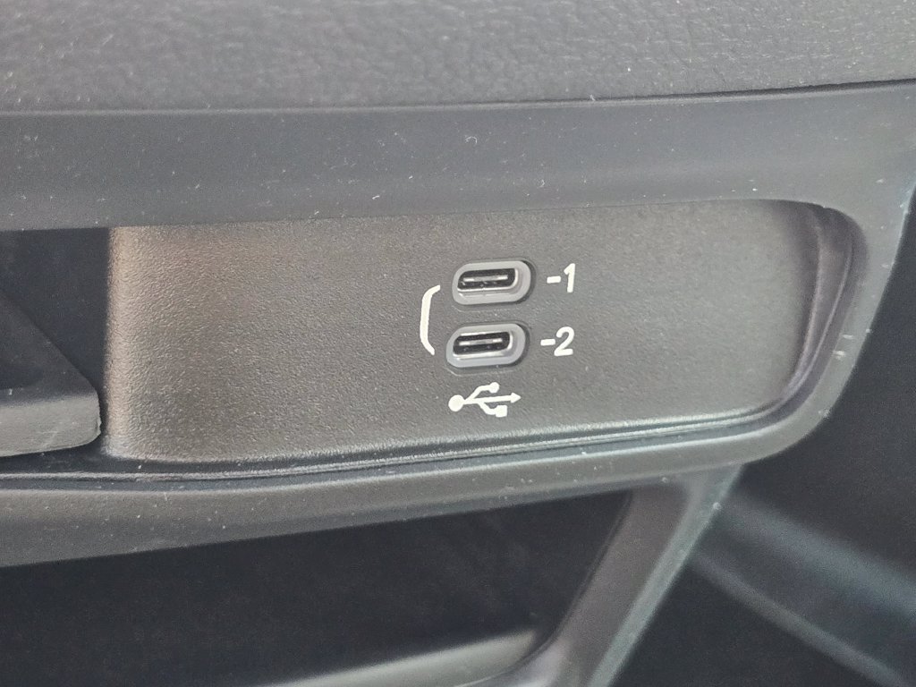 Used 2026 Chrysler Pacifica Select FWD image 35