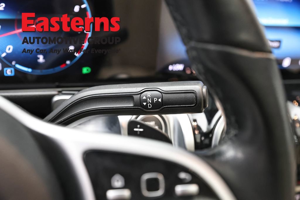 Used 2020 Mercedes-Benz GLB 250 4MATIC image 13