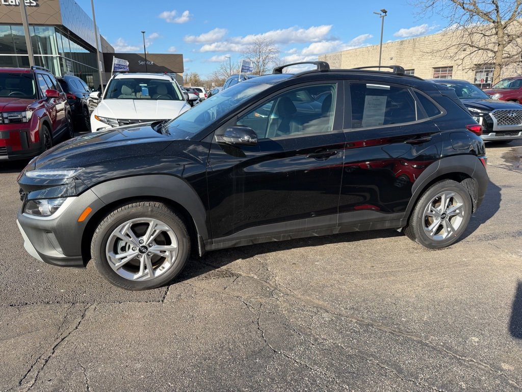 Used 2023 Hyundai Kona SEL image 1