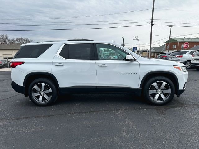Used 2018 Chevrolet Traverse LT image 9