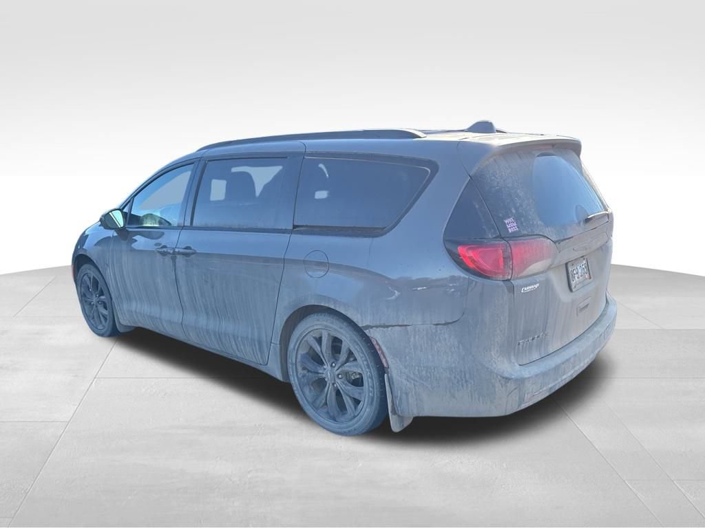 Used 2020 Chrysler Pacifica Touring-L w/ Advanced Safetytec Group image 37