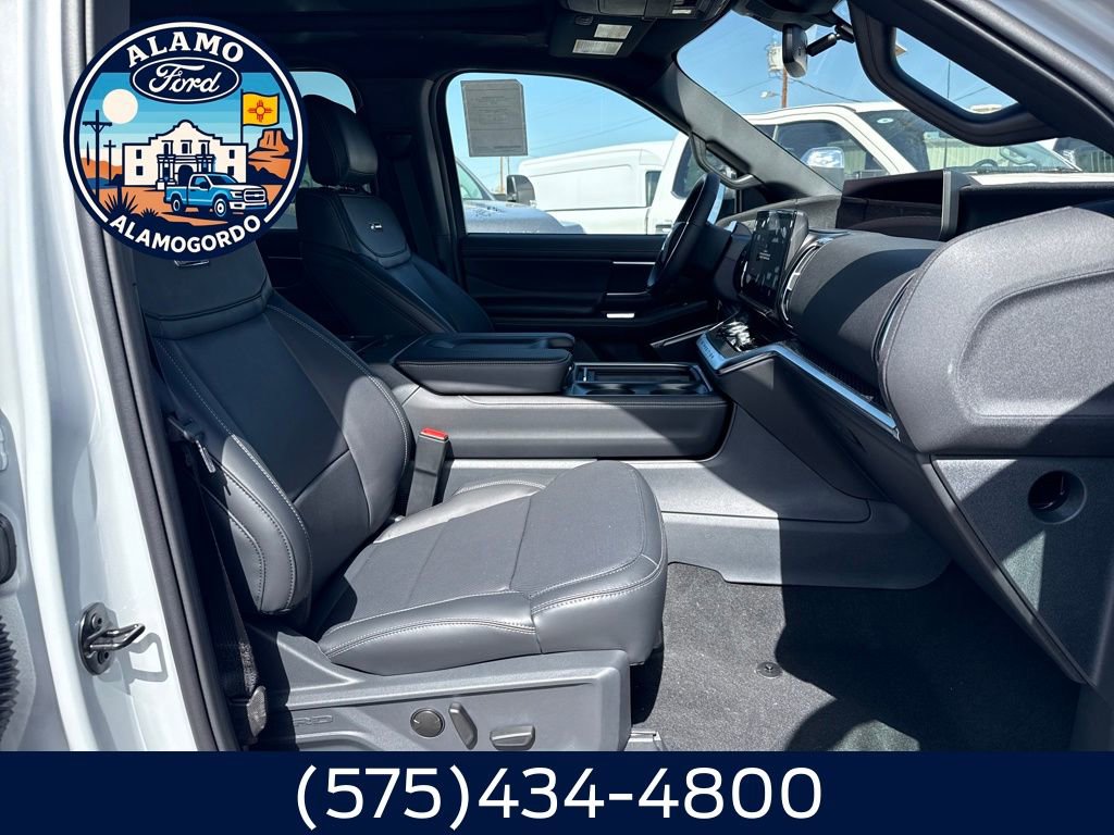 New 2025 Ford Expedition Platinum w/ Stealth Performance Package AWD/4WD image 23