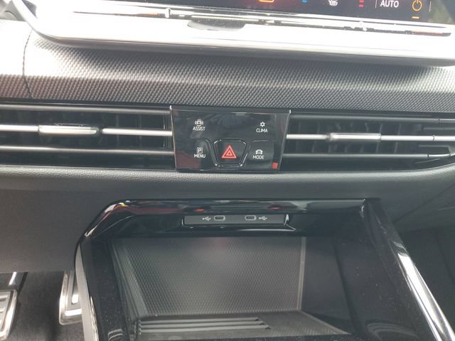 New 2026 Volkswagen GTI SE FWD image 21