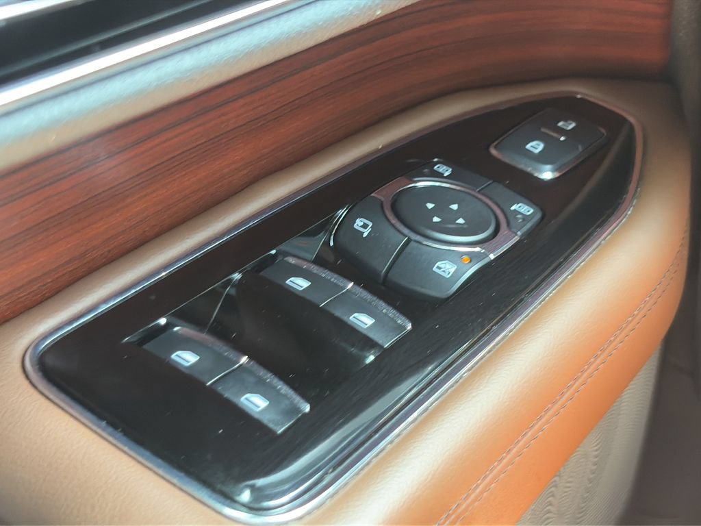 Used 2023 Lincoln Navigator L Reserve AWD/4WD image 22